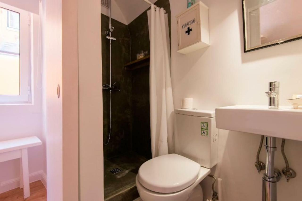 Studio Hideaway With Easy Access To Lisbon Center ภายนอก รูปภาพ