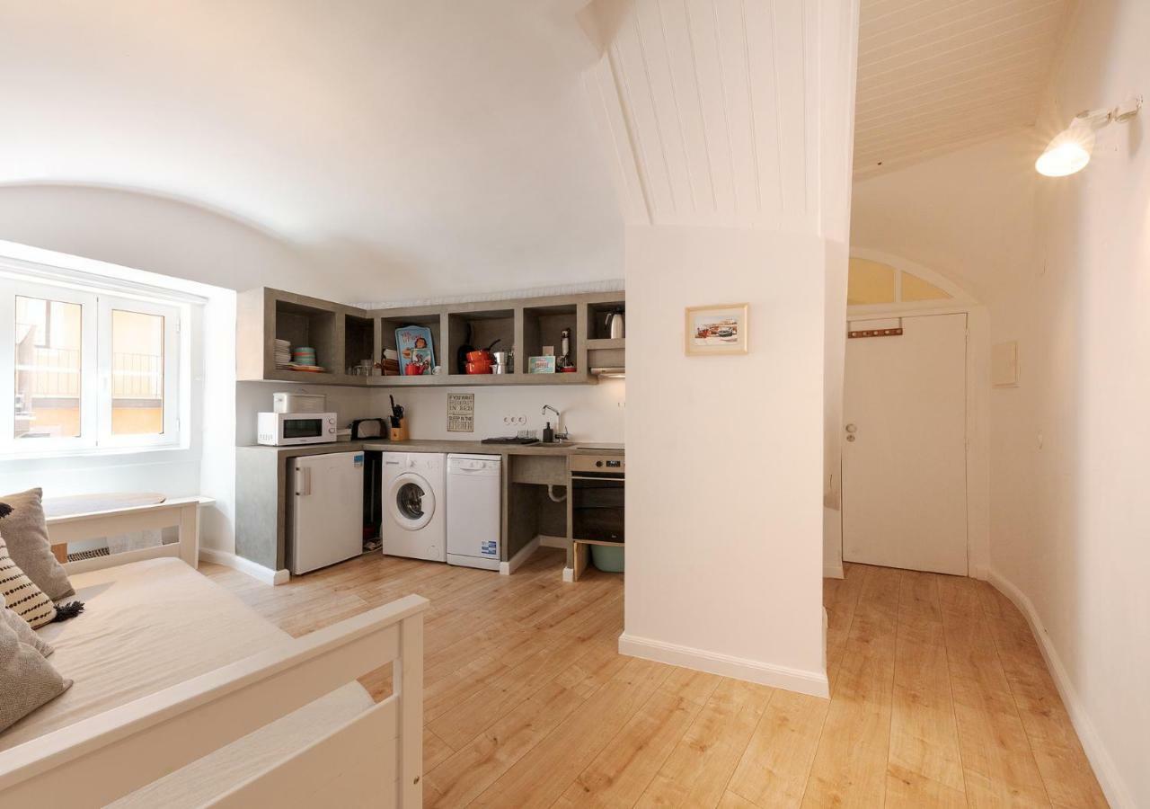 Studio Hideaway With Easy Access To Lisbon Center ภายนอก รูปภาพ
