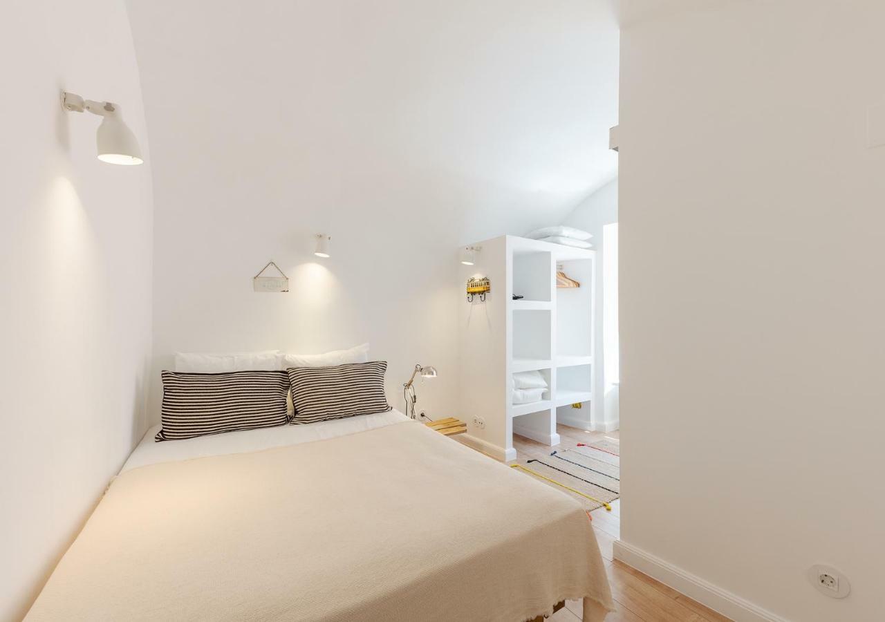 Studio Hideaway With Easy Access To Lisbon Center ภายนอก รูปภาพ